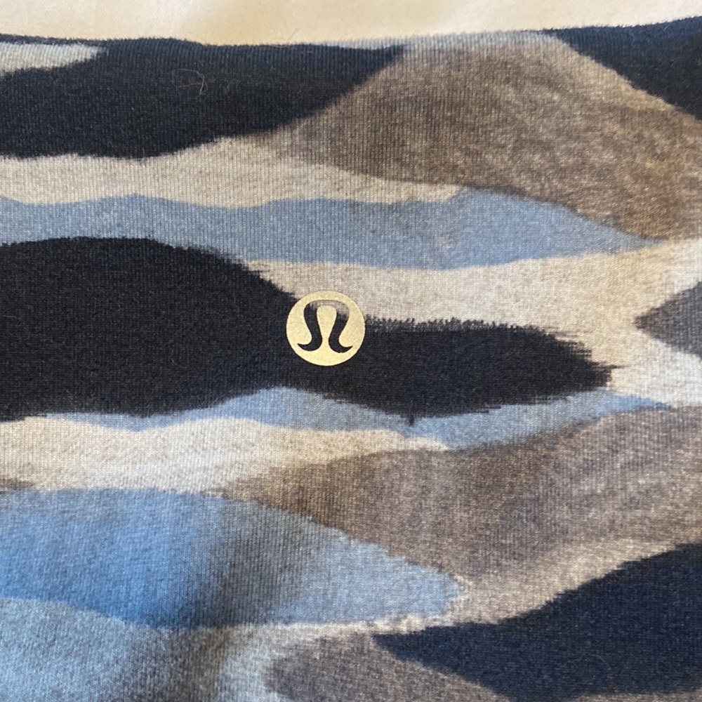 Lululemon - , align -super high -rise pant 31’ size 2 - Picture 3 of 3